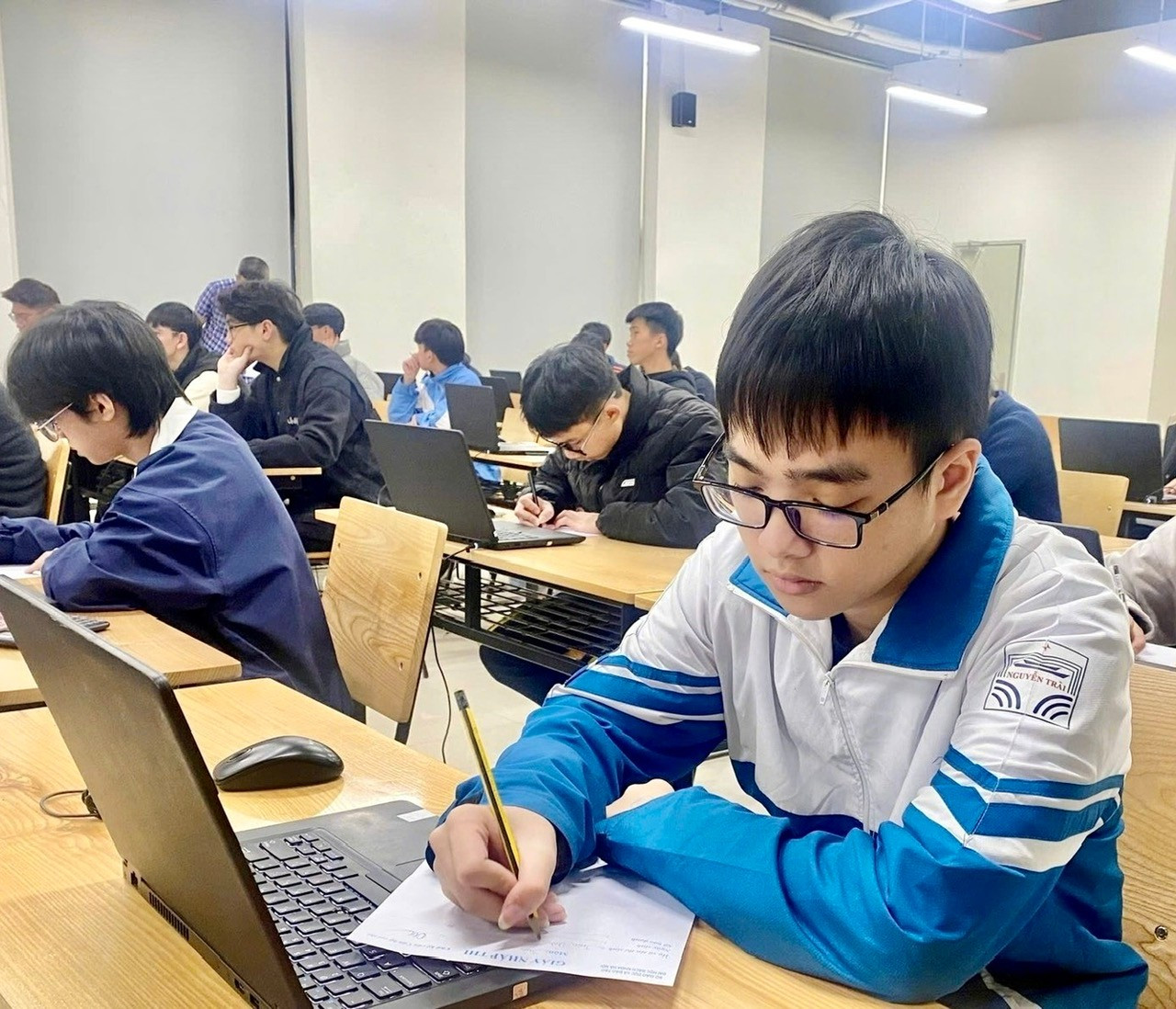 Đại học Bách khoa Hà Nội Khởi Động Future Innovators Camp 2025: Hướng Tới Thế Hệ Dám Nghĩ, Dám Làm