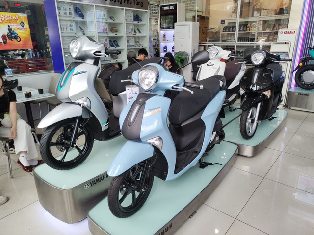 Hà Nội Đối Mặt Với Thách Thức Lớn Trong Chuyển Đổi Phương Tiện Giao Thông Sạch