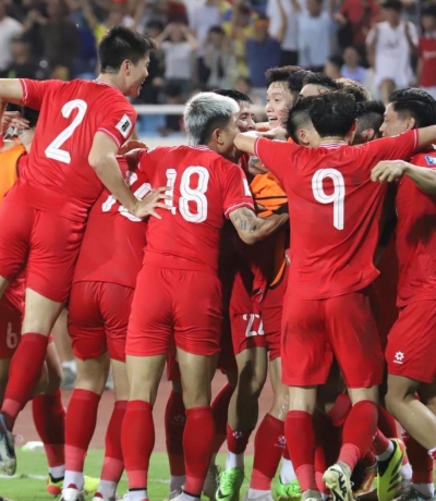 Thất Bại Đầy Hy Vọng của HLV Harry Kewell tại CLB Hà Nội